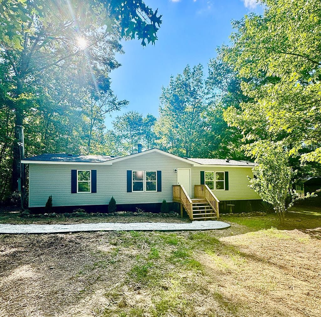 601 Foxwood Dr, Crossville, TN 38571 | MLS #243789 | Zillow