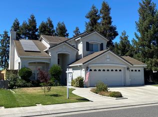 2429 Jonathon Dr, Escalon, CA 95320