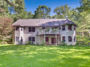 6825 Chippewa Trl, Indian River, MI 49749