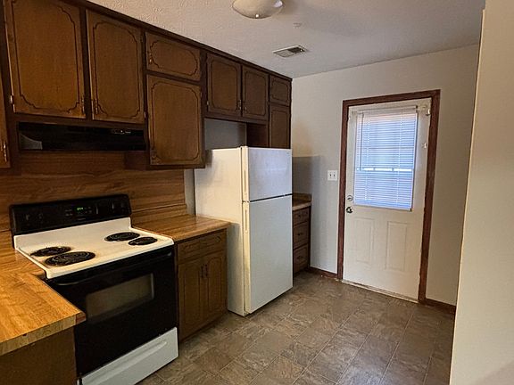 4th image of 1048 Green Valley Dr NW