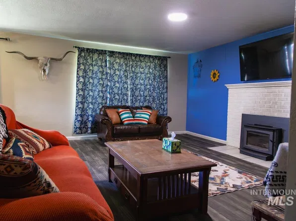 1404 Rochester St, Caldwell, ID 83605