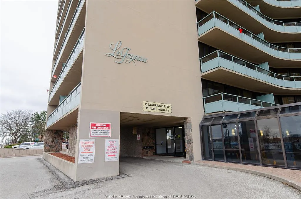 1 bed, 1.0 bath, $1,700 — Photo 3