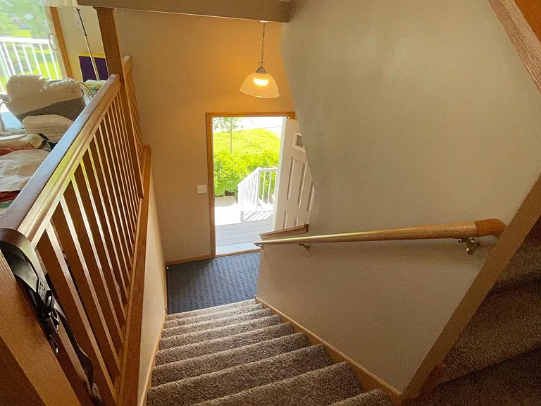 20711 Hampshire Cir — Photo 5