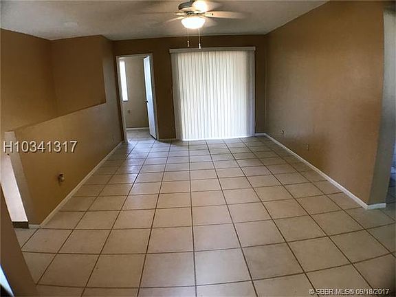 4th image of 701 Gardens Dr APT 201