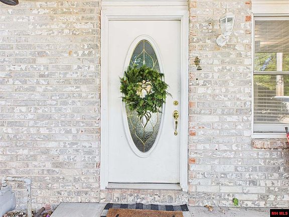 3rd image of 1304 County Road 27