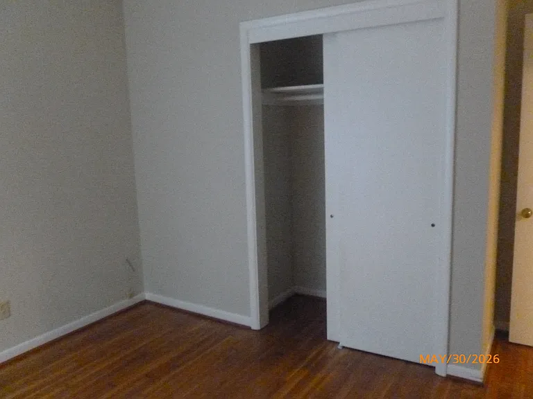 609 Hancock St — Photo 11