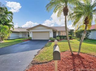 1911 NW 97th Ter, Coral Springs, FL 33071