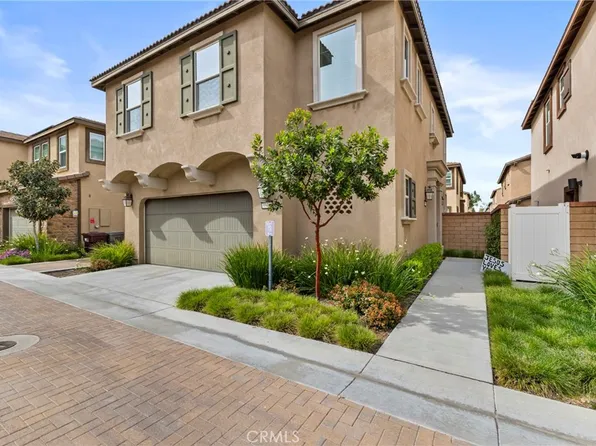 30461 Village Terrace Dr, Menifee, CA 92584