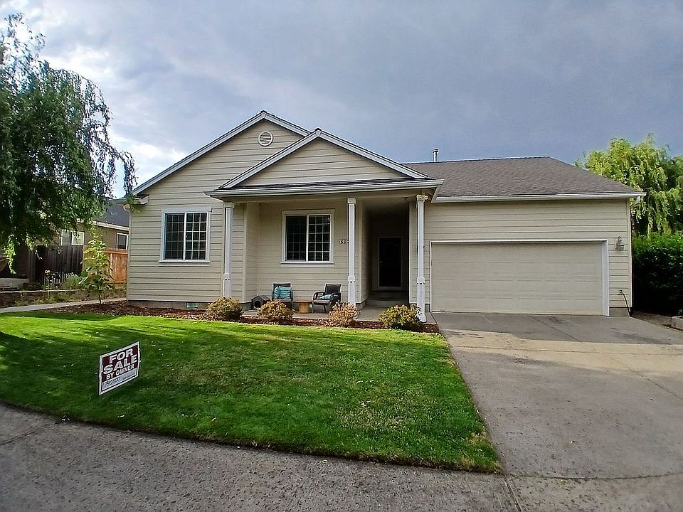 1st image of 610 Sieverkropp Dr