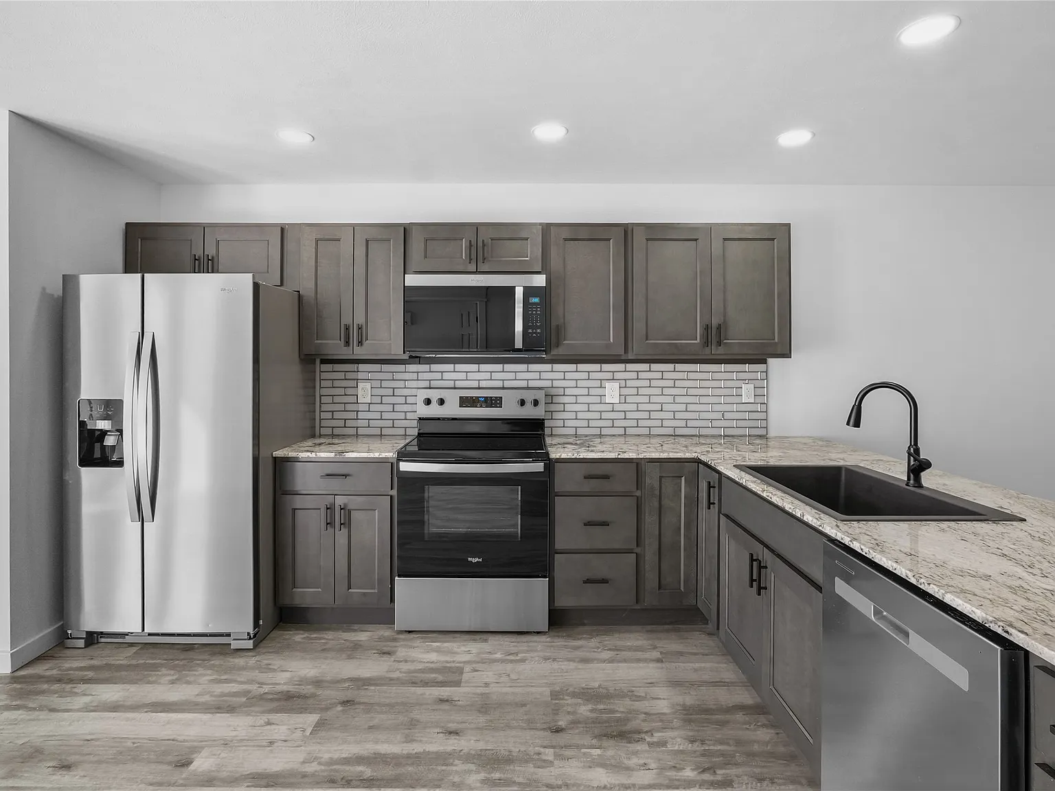 2 bed, 1.5 bath, 1150 sqft, $1,450 — Photo 4