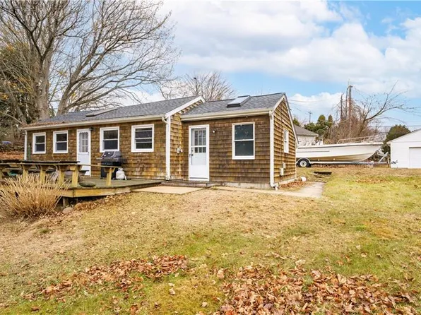 83 Gooseberry Rd, South Kingstown, RI 02879