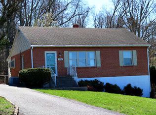 214 Dale Rd, Troutville, VA 24175