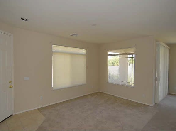 5th image of 1203 S Emmett Dr