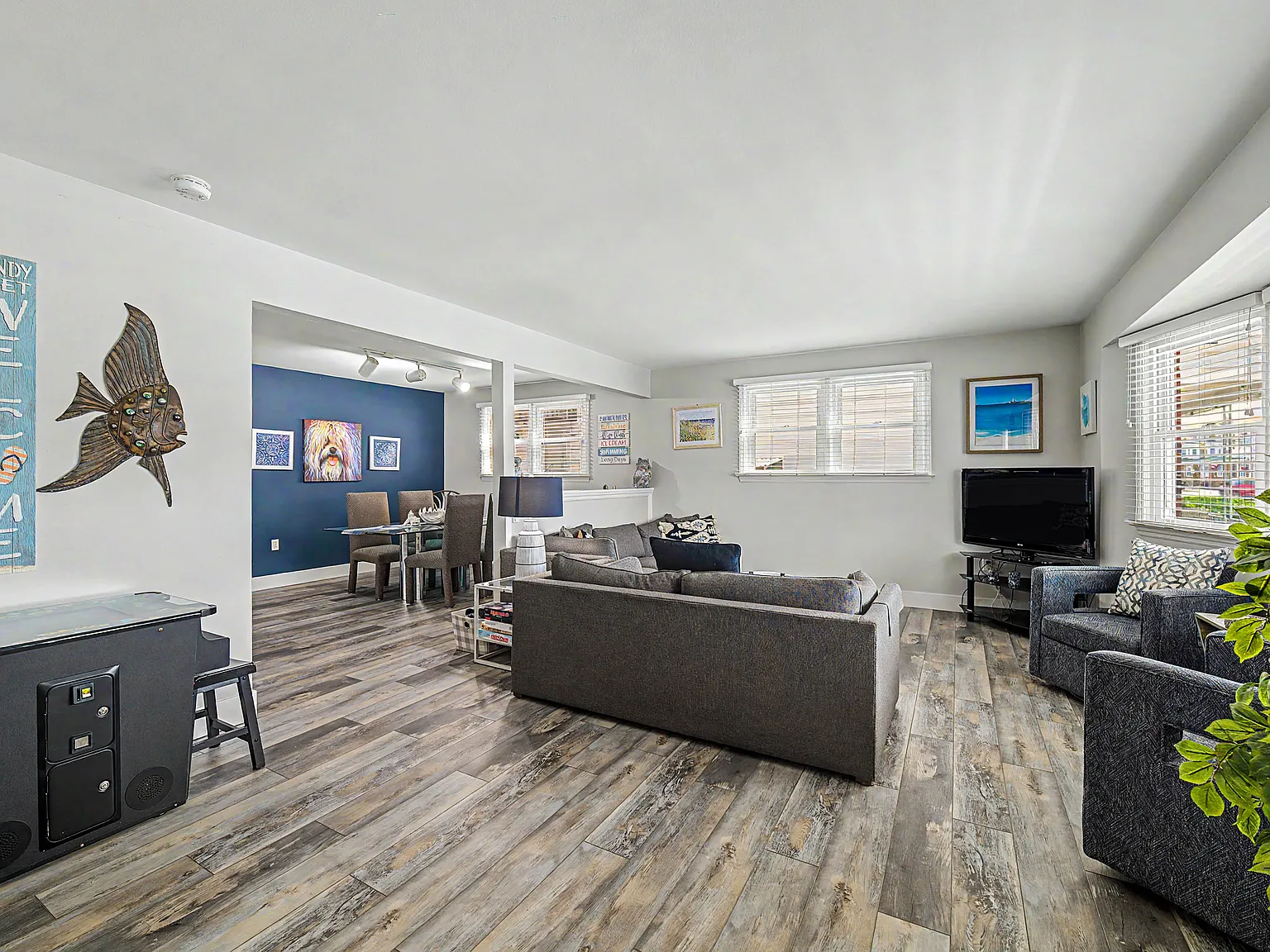 3 bed, 1499 sqft, $2,200 — Photo 4