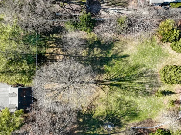 11 Sycamore Ave, Terrace Park, OH 45174