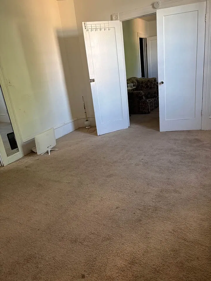 1 bed, $700 — Photo 2