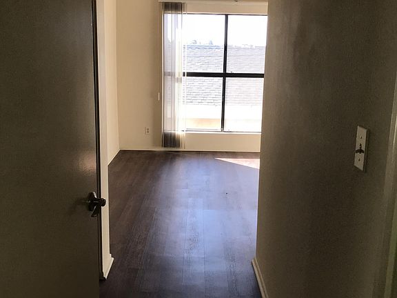 bedroom entrance view 