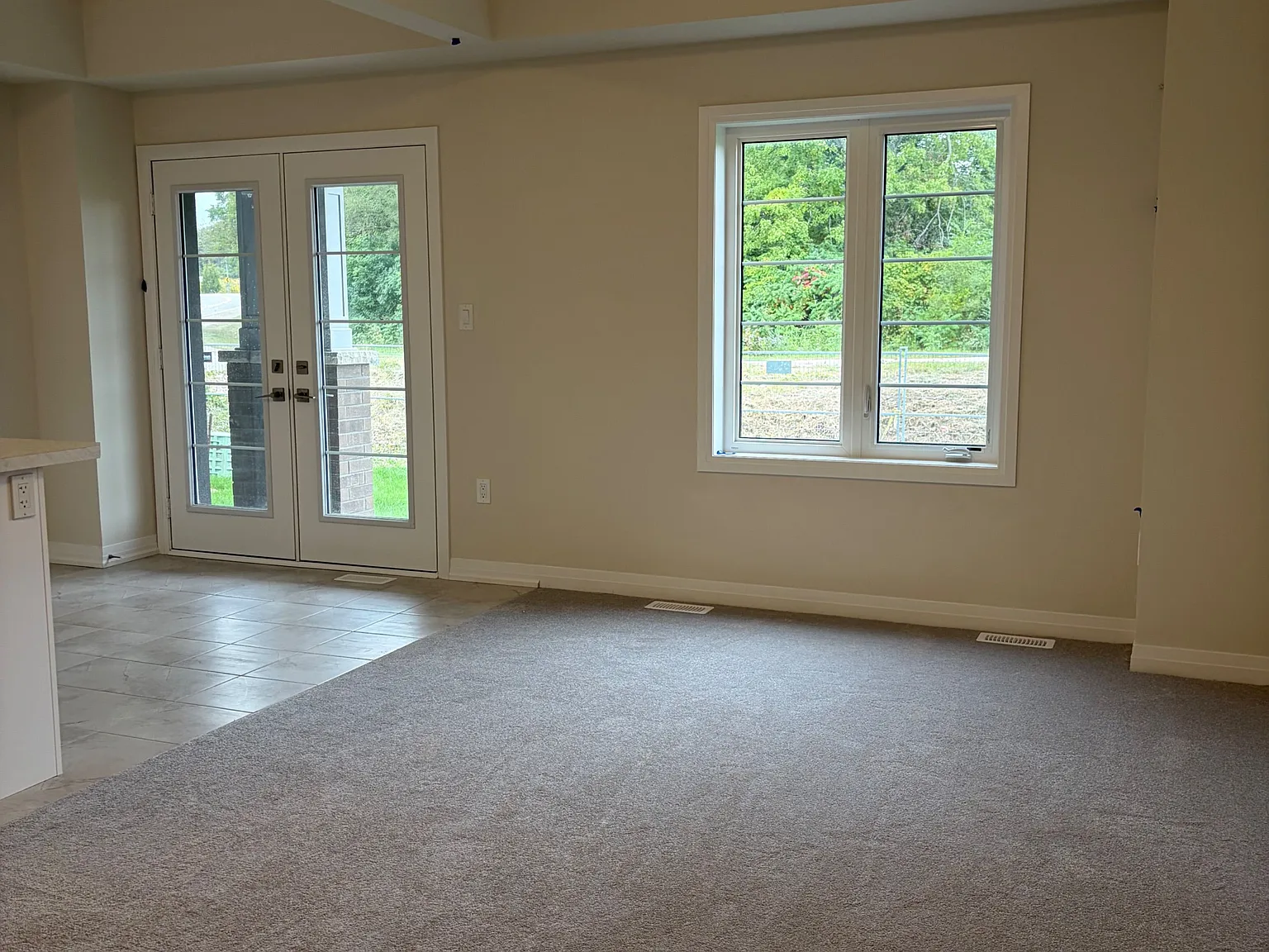3 bed, $2,500 — Photo 3
