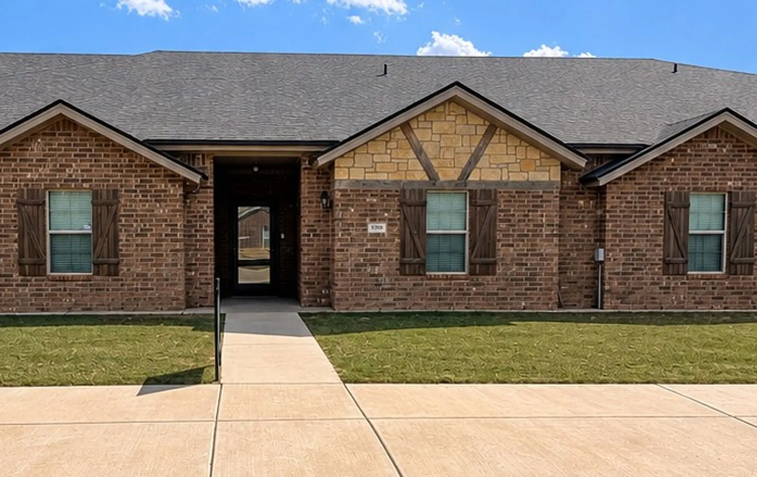 3-Bedroom Home with Open Floor plan in Lubbock Cooper ISD. — Photo 1