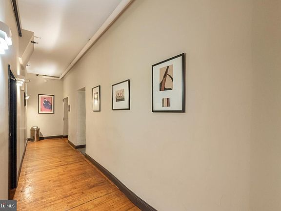 3rd image of 36 Strawberry St #35