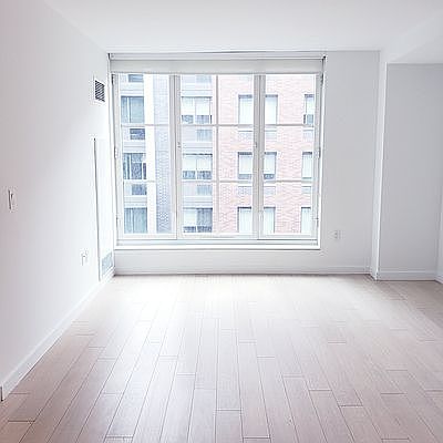 1st image of 535 W 43rd St #5NK