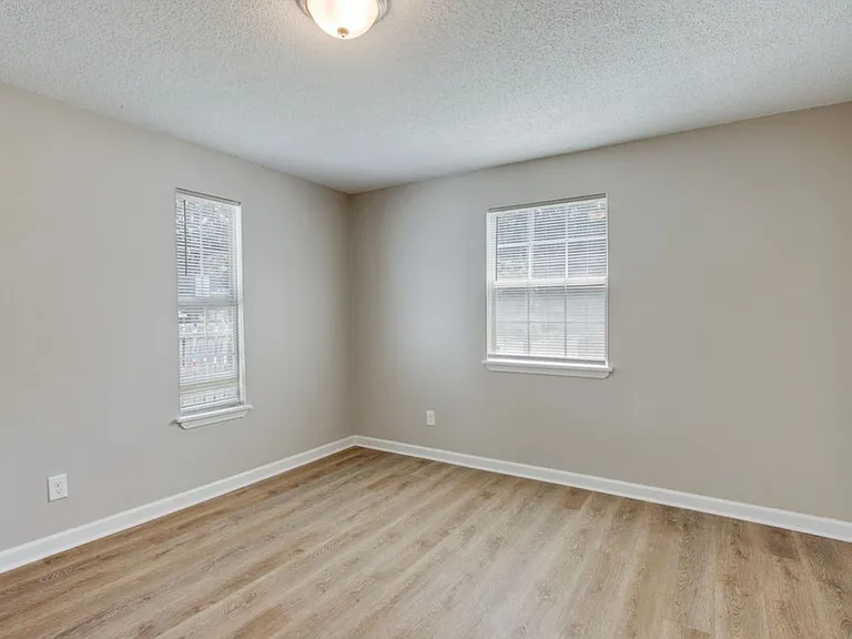 2904 Barron Ave — Photo 12