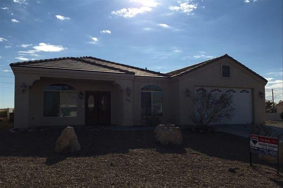 1st image of 2060 E Desert Palms Dr