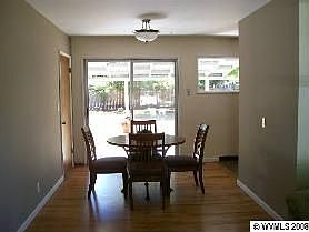 dining room to yard