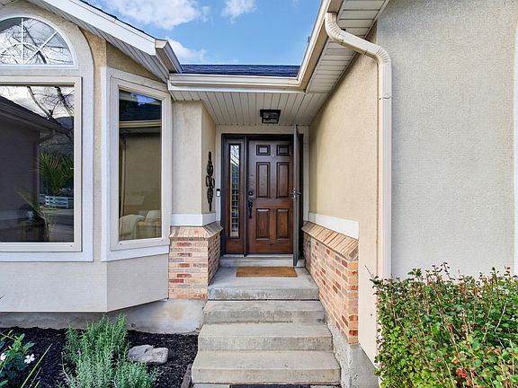 5th image of 13702 S Hackamore Dr E