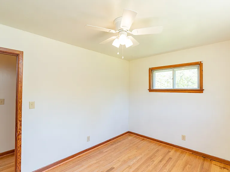 1214 Echo Dr — Photo 22