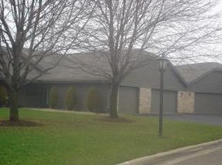 67 Spencer Village Ct, Appleton, WI 54914