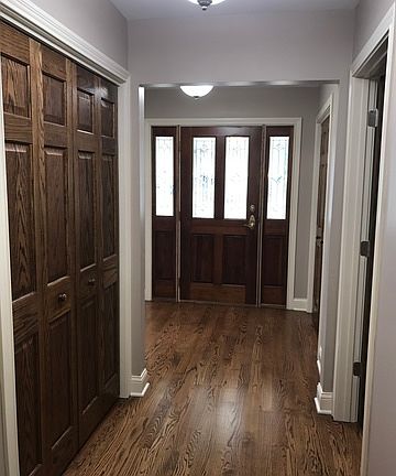 3rd image of 1319 N Peachtree Ln