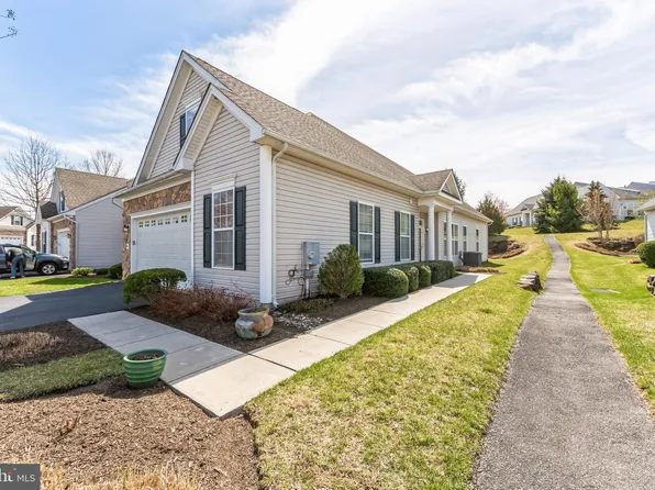 1641 Parkview Ct, Garnet Valley, PA 19060