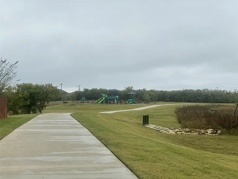 8521 Centerboard Ln — Photo 20