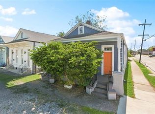 1002 N Rocheblave St, New Orleans, LA 70119