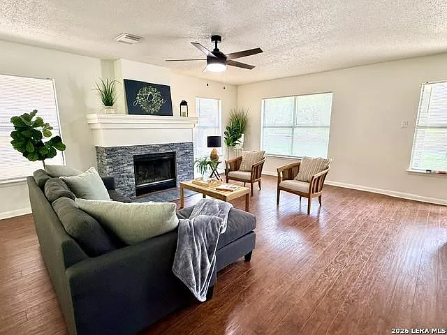 21523 Hyerwood — Photo 2