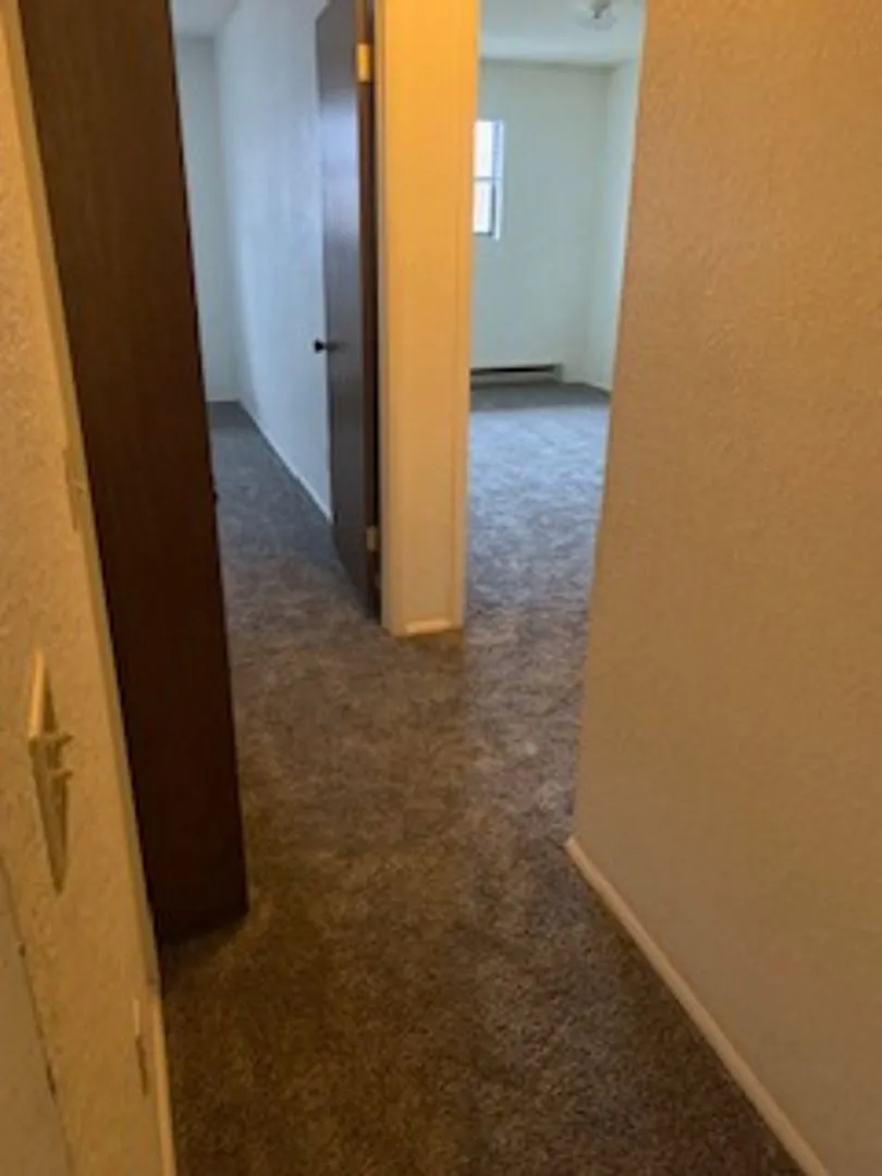 44 6th Street Apartments — Photo 4