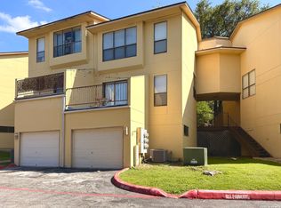 8642 Fredericksburg Rd #701, San Antonio, TX 78240