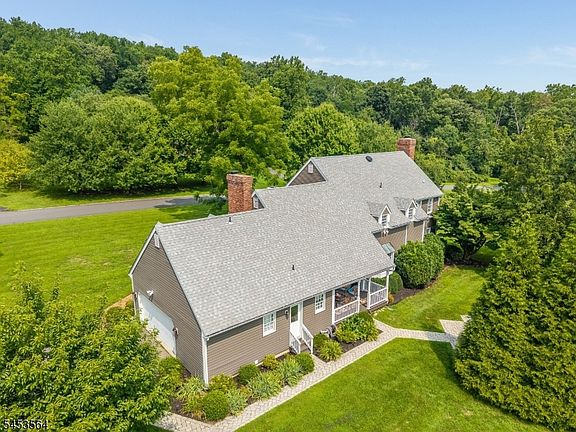 4th image of 11 Willever Rd