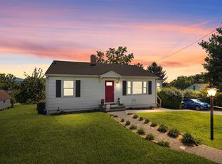 1113 Mountain Ave, Salem, VA 24153