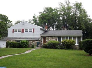 1110 Curtis Dr, Wyncote, PA 19095