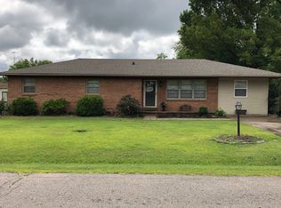 521 Orchard Dr, South Fulton, TN 38257