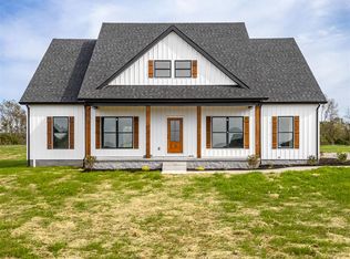 1216 Montgomery Rd, Auburn, KY 42206