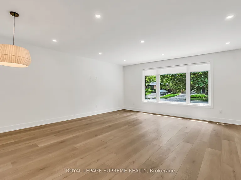 485 Anthony Dr — Photo 12