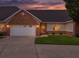 1354 N Sandy Creek Circle #4, Nixa, MO 65714