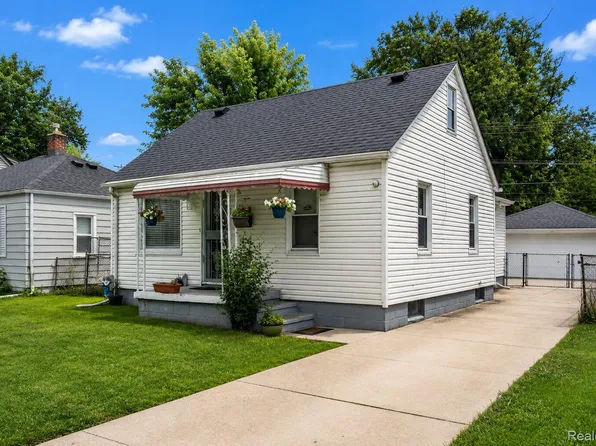 4516 Fleming St, Dearborn Heights, MI 48125