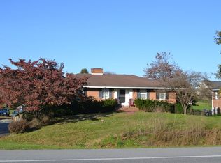 16214 Lappans Rd, Williamsport, MD 21795