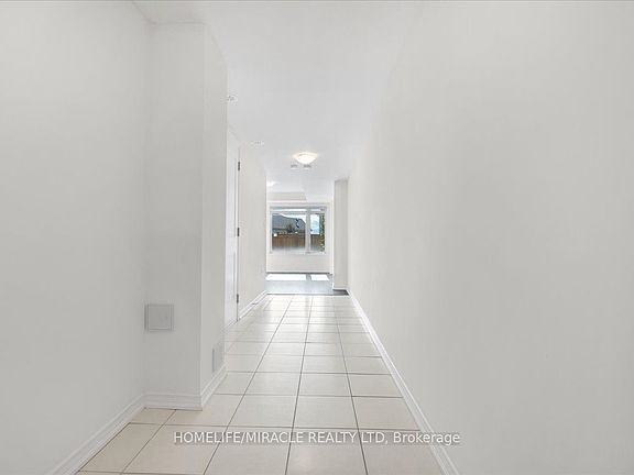 3rd image of 1392 Coral Springs Path