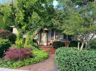 1727 Henrietta St, Birmingham, MI