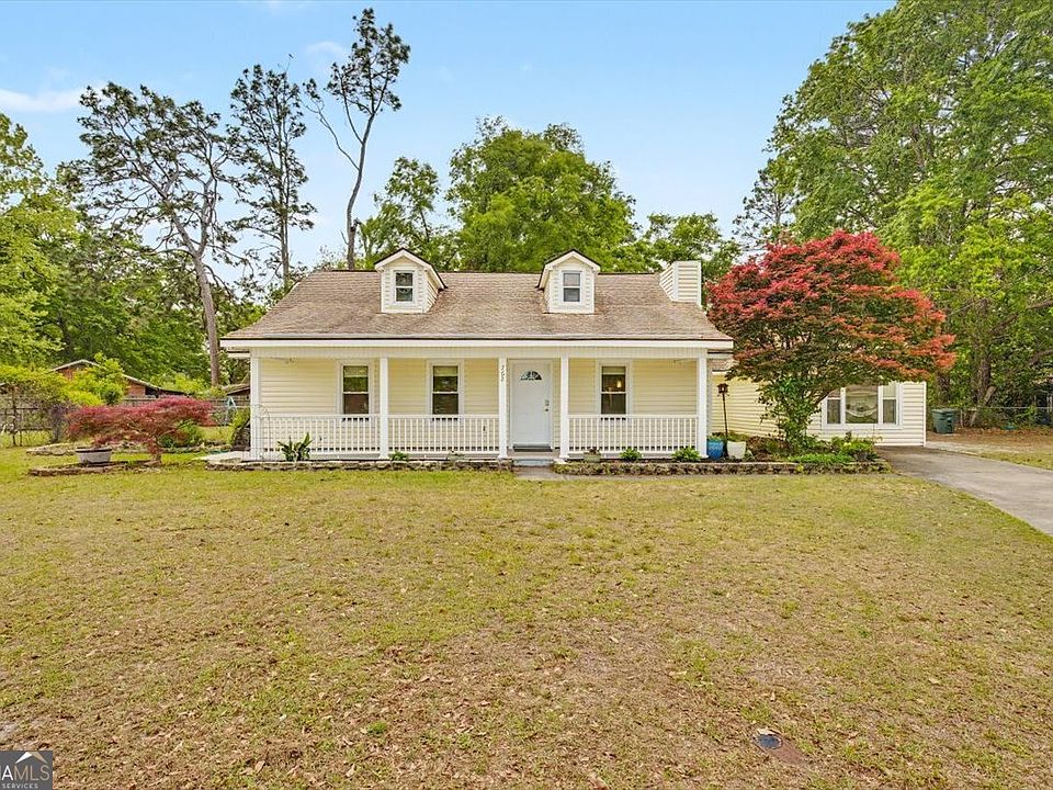 1st image of 762 Robin Hood Dr